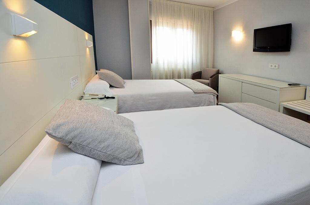 Hostal Vista Alegre Castro Urdiales Esterno foto