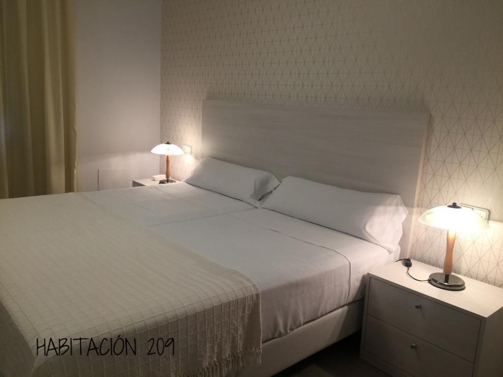 Hostal Vista Alegre Castro Urdiales Esterno foto