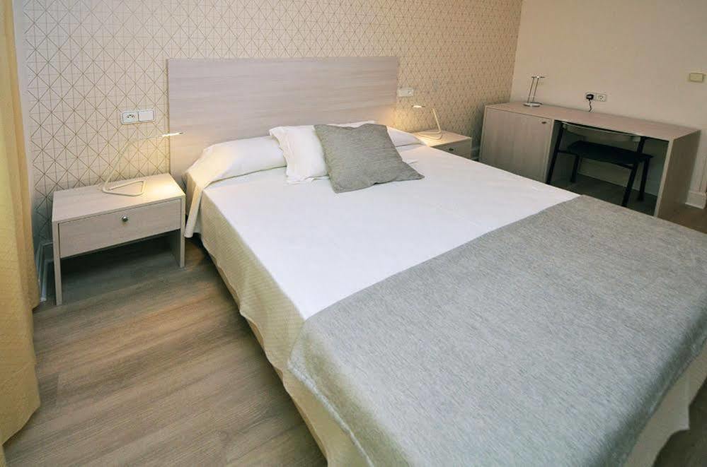 Hostal Vista Alegre Castro Urdiales Esterno foto